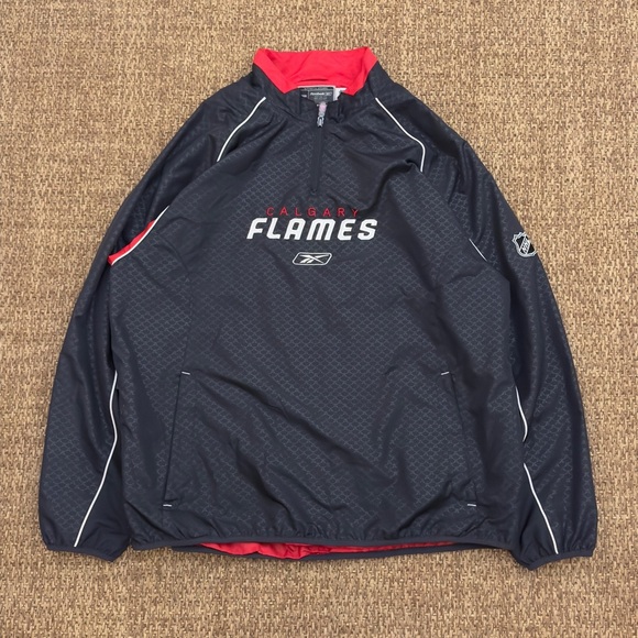 Vintage Calgary Flames NHL Reebok Era 1/4 Zip Pullover Jacket - Picture 6 of 15